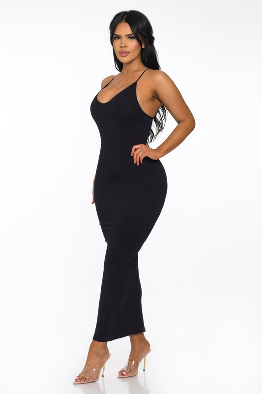 Sleek Allure Ribbed Maxi Dress