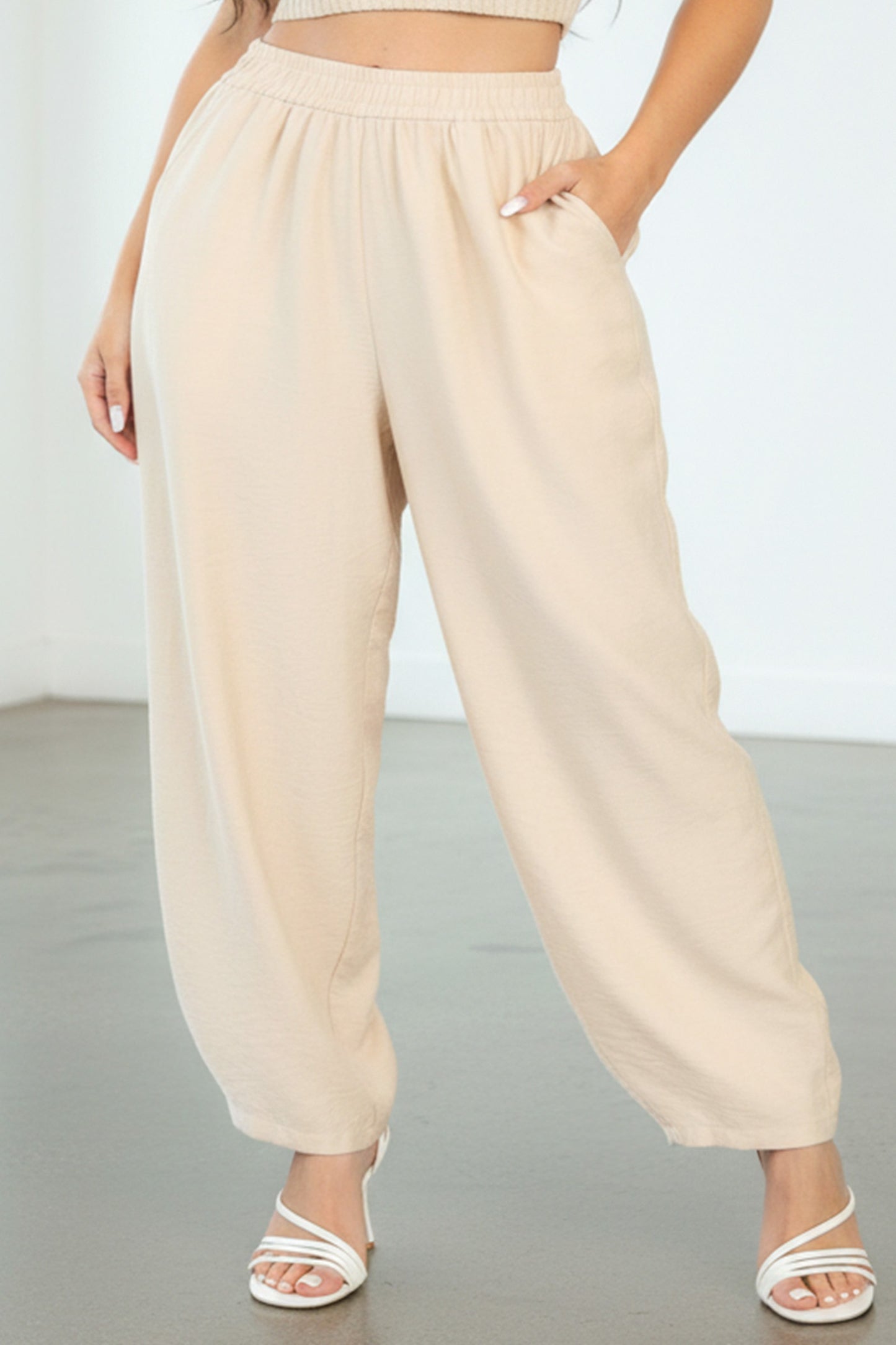 Downtown Chill Barrel Leg Pants