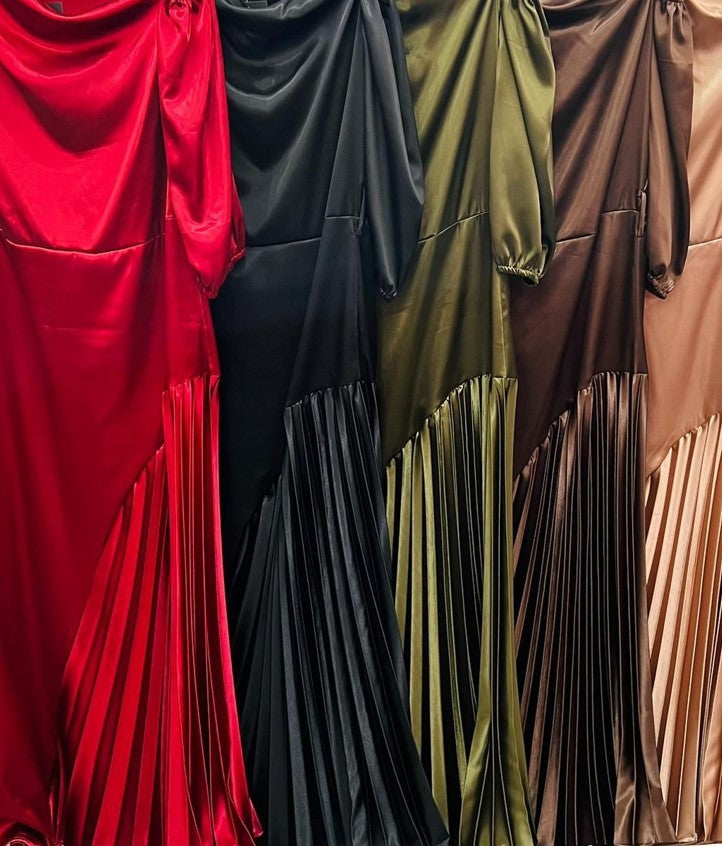 Celeste One-Shoulder Pleated Midi Dress – Curve