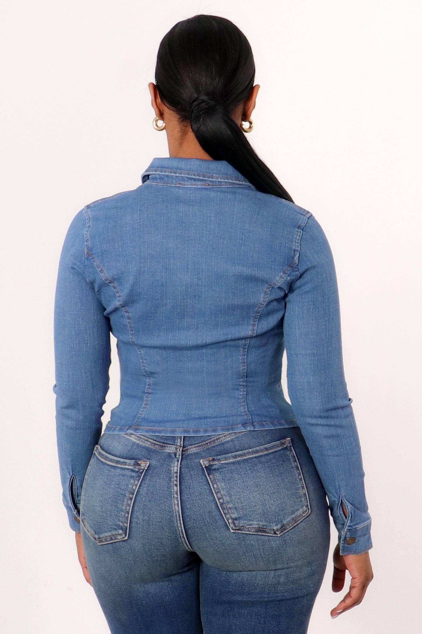 Contour Fit Denim Button-Down Shirt